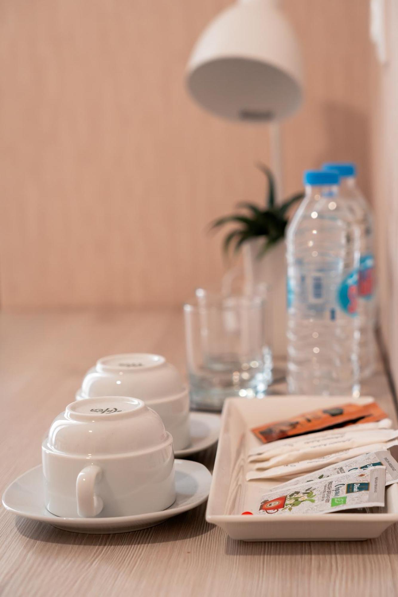 Hotel Well Inn ティビリシ エクステリア 写真
